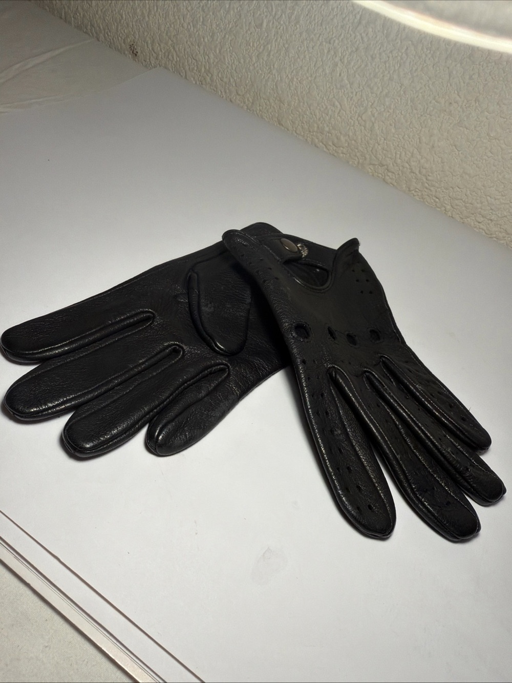 Women's Black Leather Driving Gloves